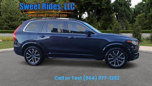 2017 Volvo XC90 T6 Momentum