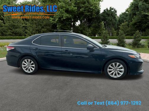 2019 Toyota Camry LE