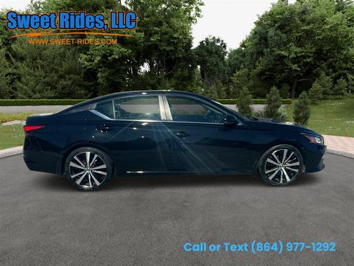 2020 Nissan Altima SR FWD