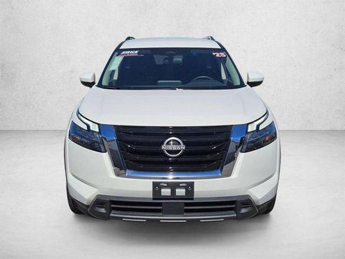 Glacier White 2025 Nissan Pathfinder SV FWD