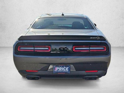 Granite Pearlcoat 2023 Dodge Challenger SRT Hellcat