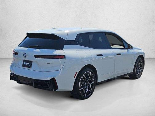 Alpine White 2026 BMW iX xDrive45