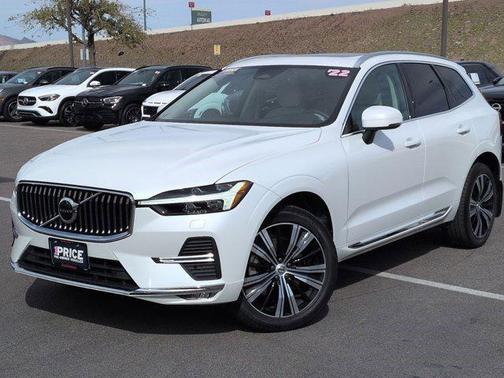 2022 Volvo XC60 B6 Inscription