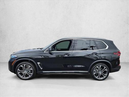 Black Sapphire Metallic 2026 BMW X5 sDrive40i