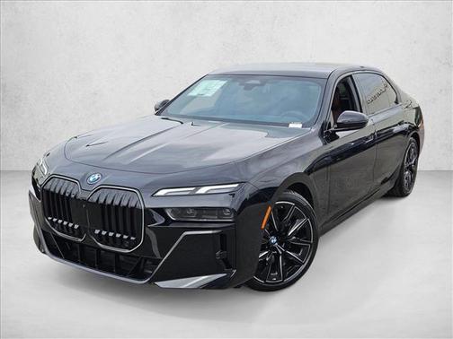 2026 BMW 750e i xDrive