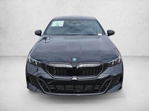 2026 BMW 550e xDrive