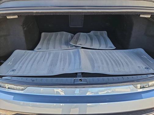 Quantum Gray Metal 2025 Lucid Air Touring