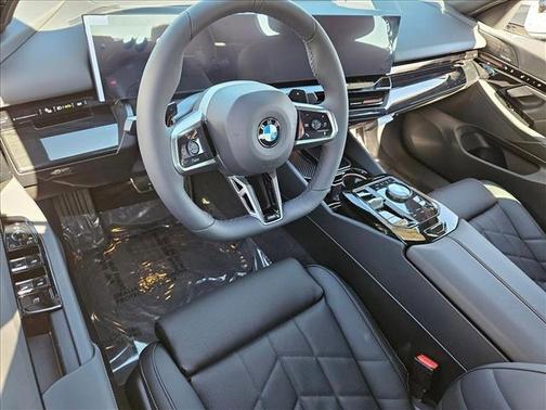 Brooklyn Grey Metallic 2026 BMW 530 530i