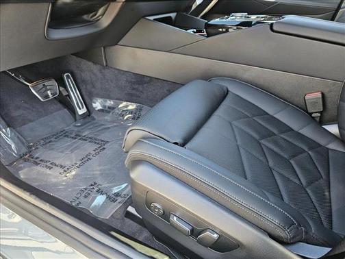 Brooklyn Grey Metallic 2026 BMW 530 530i