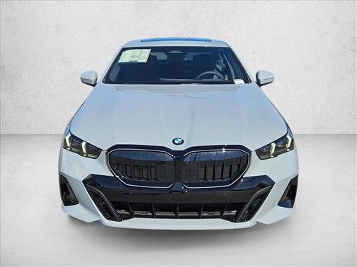 Brooklyn Grey Metallic 2026 BMW 530 530i