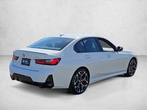 Alpine White 2026 BMW 330 330i