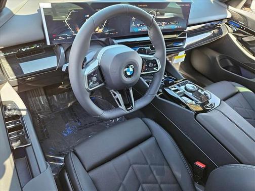 Black Sapphire Metallic 2026 BMW 530 530i
