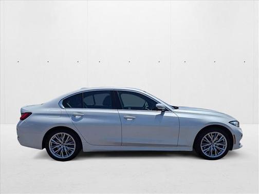 2024 BMW 330 i