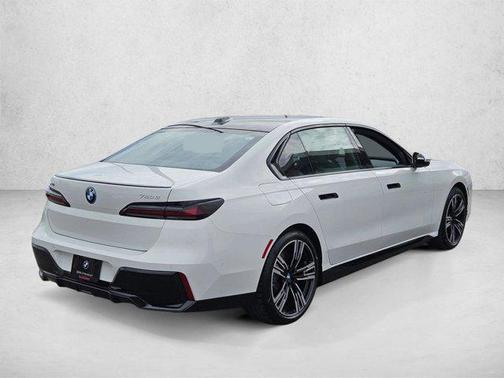 Alpine White 2026 BMW 750e i xDrive