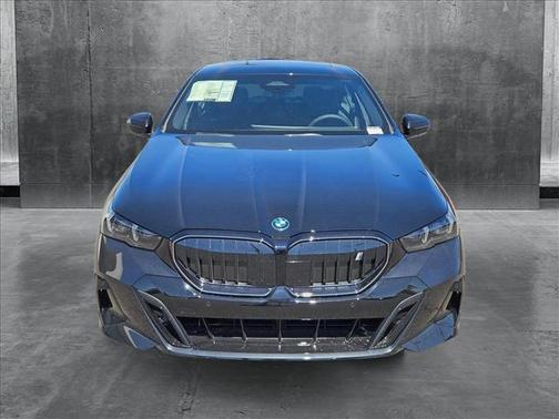 2025 BMW i5 eDrive40