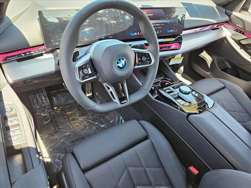 2025 BMW i5 eDrive40