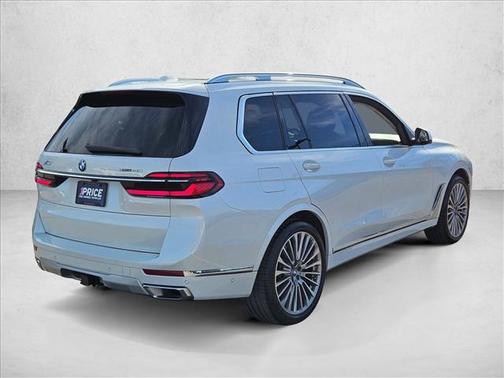 2023 BMW X7 xDrive40i