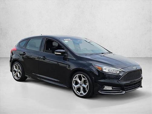 Shadow Black 2016 Ford Focus ST