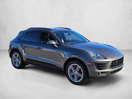 2015 Porsche Macan S