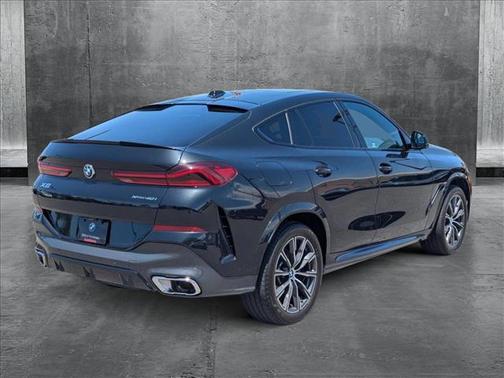 2025 BMW X6 xDrive40i