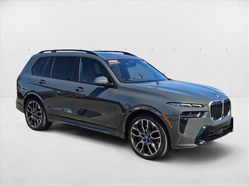 2025 BMW X7 xDrive40i