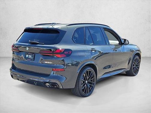 Dravit Grey Metallic 2026 BMW X5 M60i