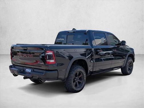 Diamond Black Crystal Pearlcoat 2022 RAM 1500 Rebel