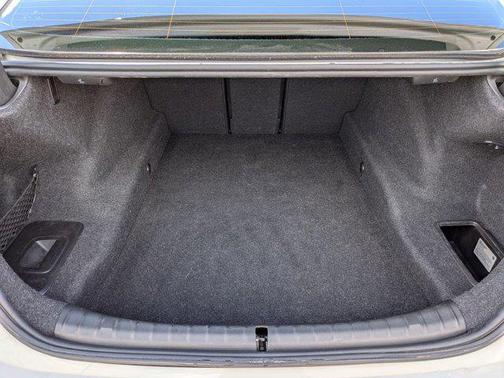 Alpine White 2018 BMW 540 540i