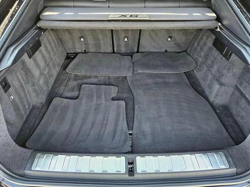 2024 BMW X6 xDrive40i