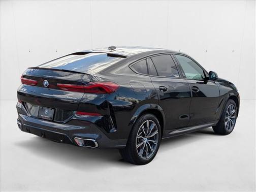2025 BMW X6 xDrive40i