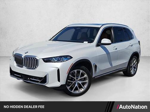 Mineral White Metallic 2024 BMW X5 sDrive40i