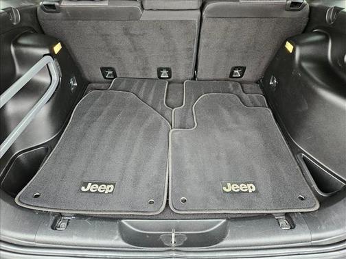 2017 Jeep Cherokee Altitude