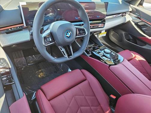 Carbon Black Metallic 2026 BMW i5 eDrive40