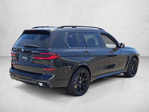 Black Sapphire Metallic 2027 BMW X7 xDrive40i