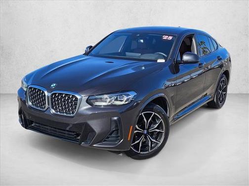 2025 BMW X4 xDrive30i