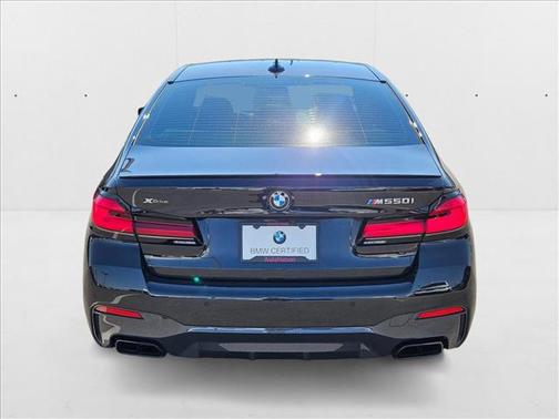 Black Sapphire Metallic 2022 BMW M550 i Xdrive