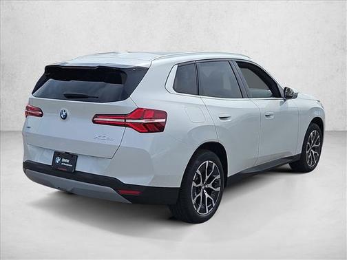 Mineral White Metallic 2026 BMW X3 30 xDrive