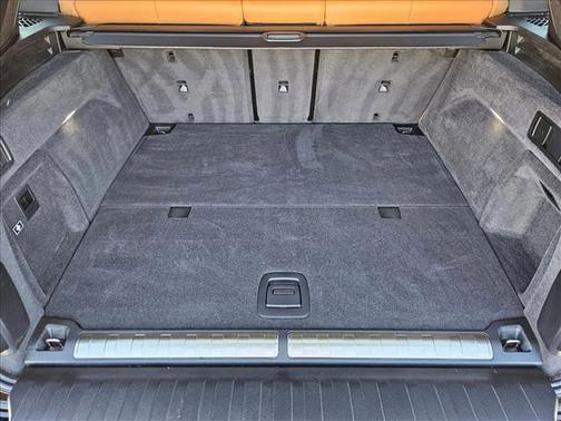 Black Sapphire Metallic 2023 BMW X5 PHEV xDrive45e