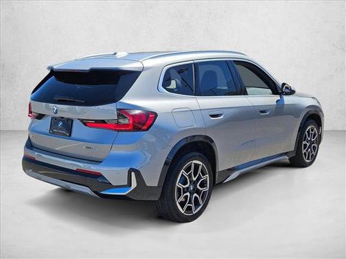 Space Silver Metallic 2026 BMW X1 xDrive28i