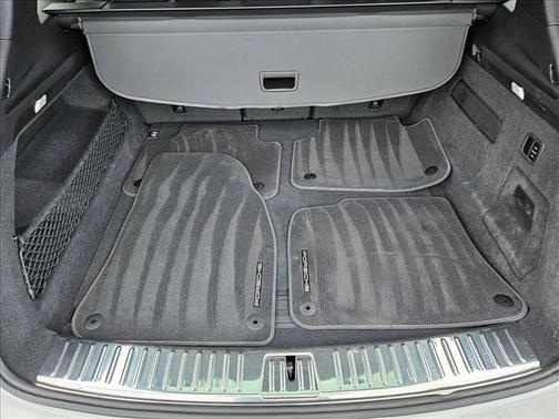 2023 Porsche Cayenne GTS