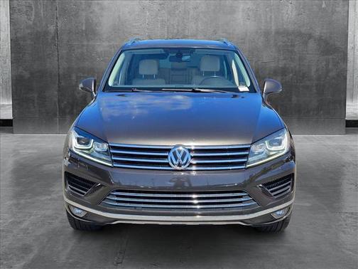 2015 Volkswagen Touareg TDI Lux