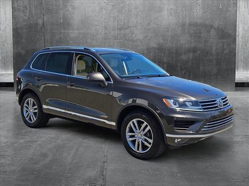 2015 Volkswagen Touareg TDI Lux