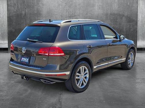 2015 Volkswagen Touareg TDI Lux