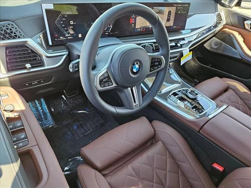 Carbon Black Metallic 2026 BMW X5 M60i