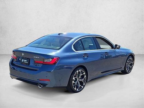 Arctic Race Blue Metallic 2026 BMW 330 xDrive NA