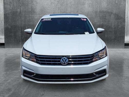 2019 Volkswagen Passat 2.0T Wolfsburg Edition