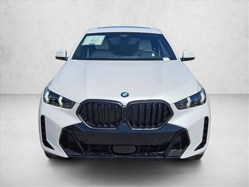 Mineral White Metallic 2026 BMW X6 xDrive40i