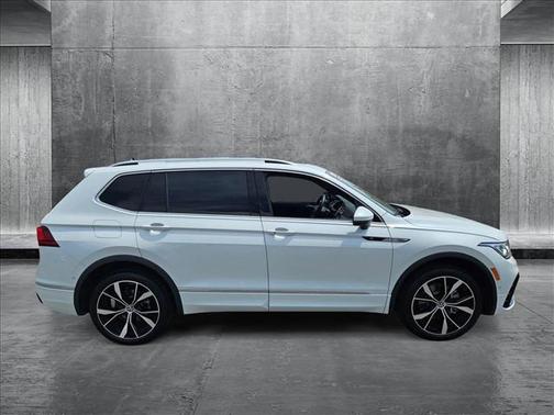2024 Volkswagen Tiguan 2.0T SEL R-Line 4MOTION