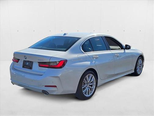 2024 BMW 330 i