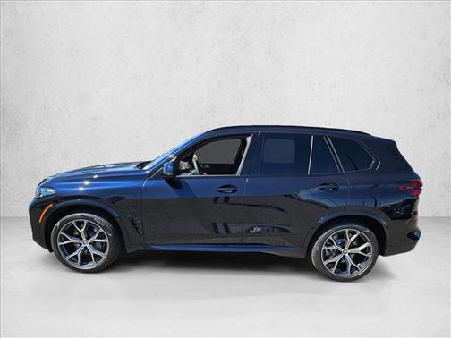 Carbon Black Metallic 2026 BMW X5 PHEV xDrive50e